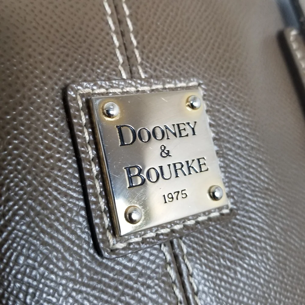 Dooney & Bourke Tote OS Davis Pebble Grain Leather Tassel Shopper Purse Brown Lg